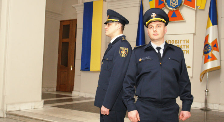 нова форма українських рятувальників