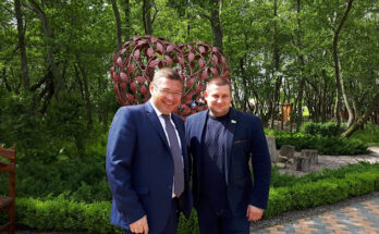 Екс-очільник Олешок дав адвокатам Мангера свідчення проти Євгена Рищука