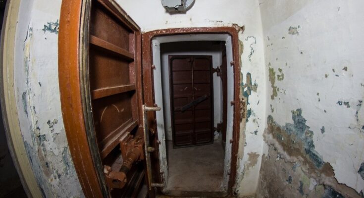Перелік бомбосховищ та захисних споруд цивільного захисту міста Херсона